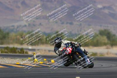 media/Nov-12-2023-SoCal Trackdays (Sun) [[5d1fba4e7d]]/Turn 14 (1035am)/